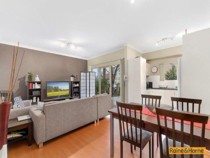 2/2022 Hercules Street, Wollongong, NSW 2500