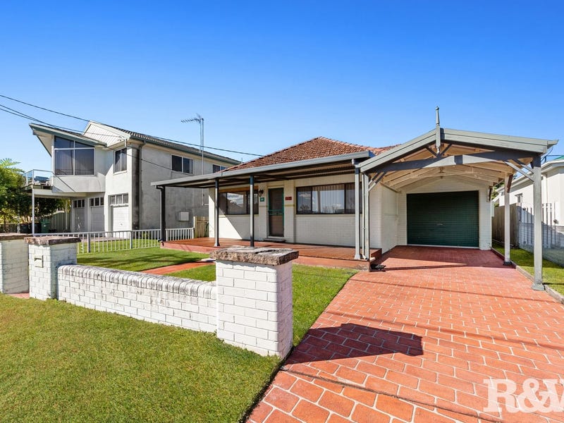 14 North Burge Road, Woy Woy, NSW 2256