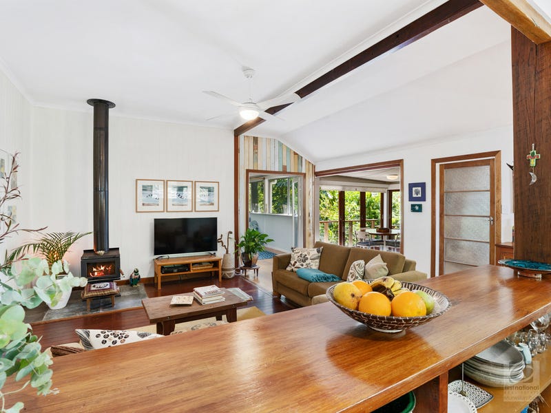 4 Smiths Creek Road, Uki, NSW 2484 House for Sale