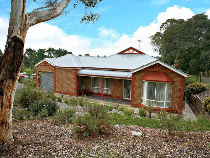 37 South Terrace, Williamstown, SA 5351 Property Details