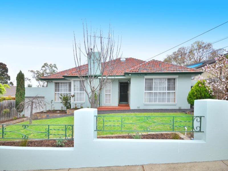 5 Skyline Drive, Keilor, VIC 3036