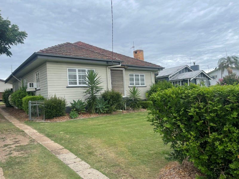 26 Coronation Drive, Murgon, QLD 4605
