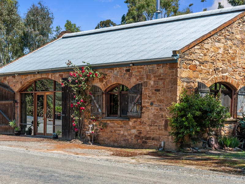 17 Burra Street, Mintaro, SA 5415 House for Sale