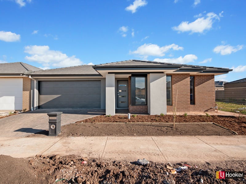 9 Balbi road, Truganina, Vic 3029 House for Rent