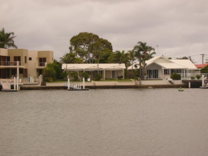 51 Neerim Drive, Mooloolaba, QLD 4557