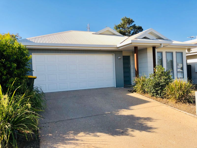 18 Bushlark Drive, Moranbah, Qld 4744 House for Sale