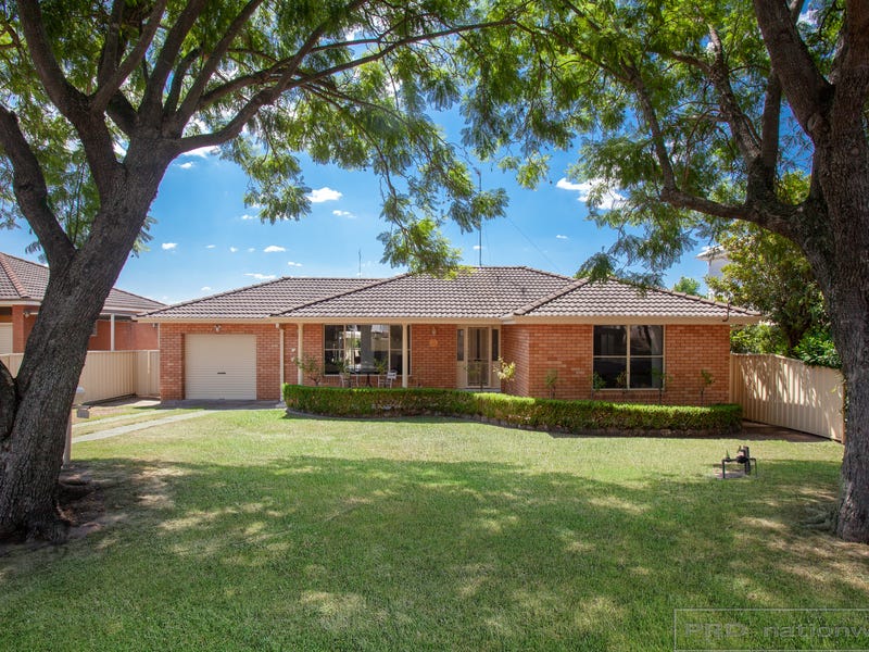 12 Robert Street, Tenambit, NSW 2323 Property Details