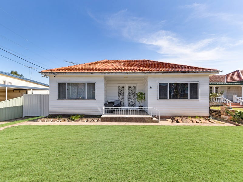 81 Clancy Street, Padstow Heights, NSW 2211 House for Sale