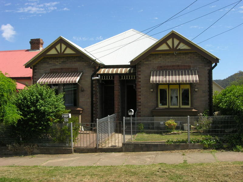 12 Lett Street, Lithgow, NSW 2790