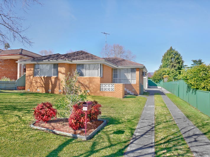 21 Luker Street, Elderslie, NSW 2570