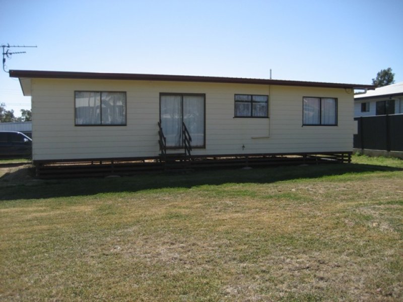 2 Shumba Avenue, Roma, Qld 4455 Property Details