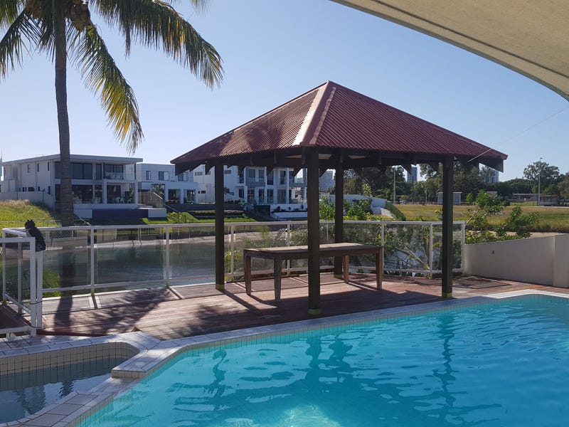 11A Cessnock Close, Mermaid Waters, QLD 4218