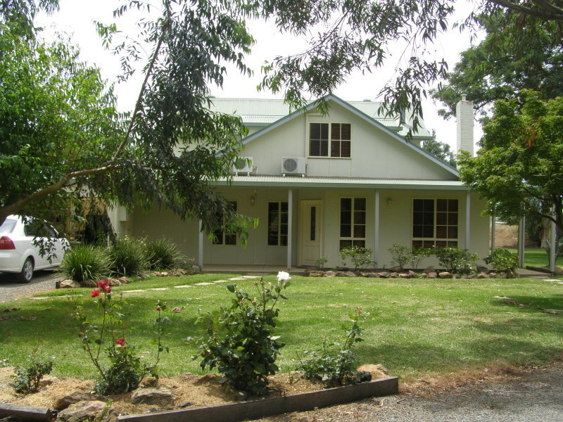 40 Murton Road, Tatura East, VIC 3616