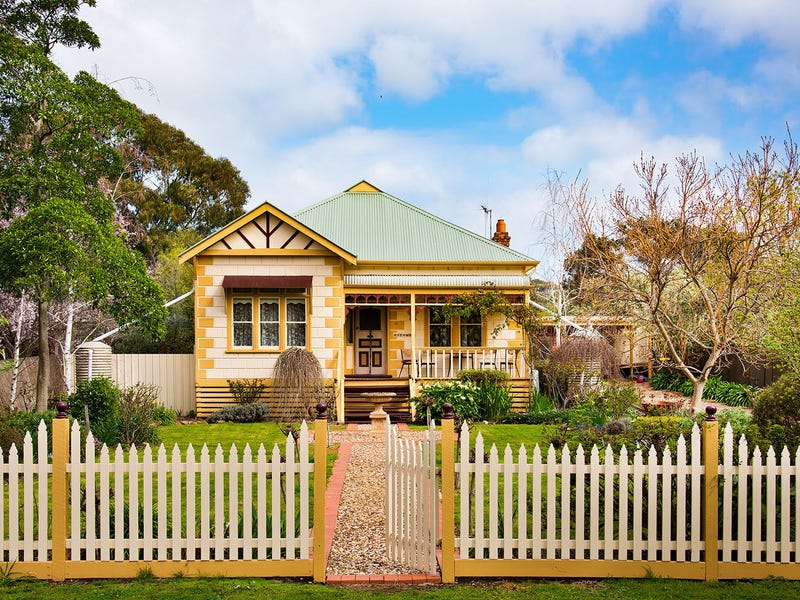 21 Chapel Street, Maldon, Vic 3463 Property Details