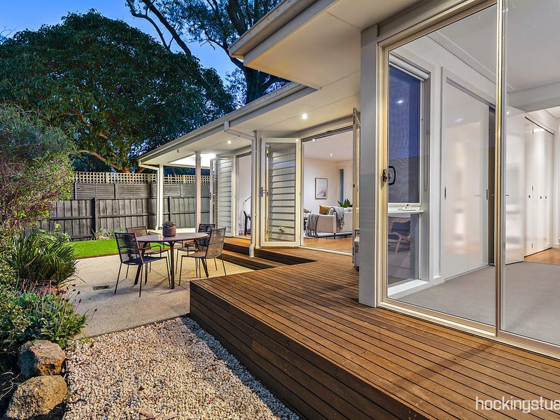 2/14 Joan Street, Moorabbin, VIC 3189