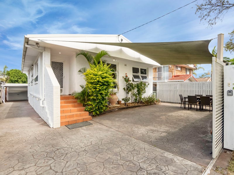 22 First Avenue, Palm Beach, QLD 4221