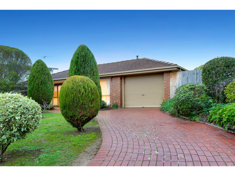 22 Pamela Place, Mornington, Vic 3931 Property Details