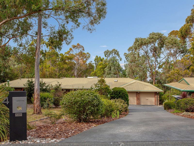 4 Bluewater Court, Kingston Beach, TAS 7050