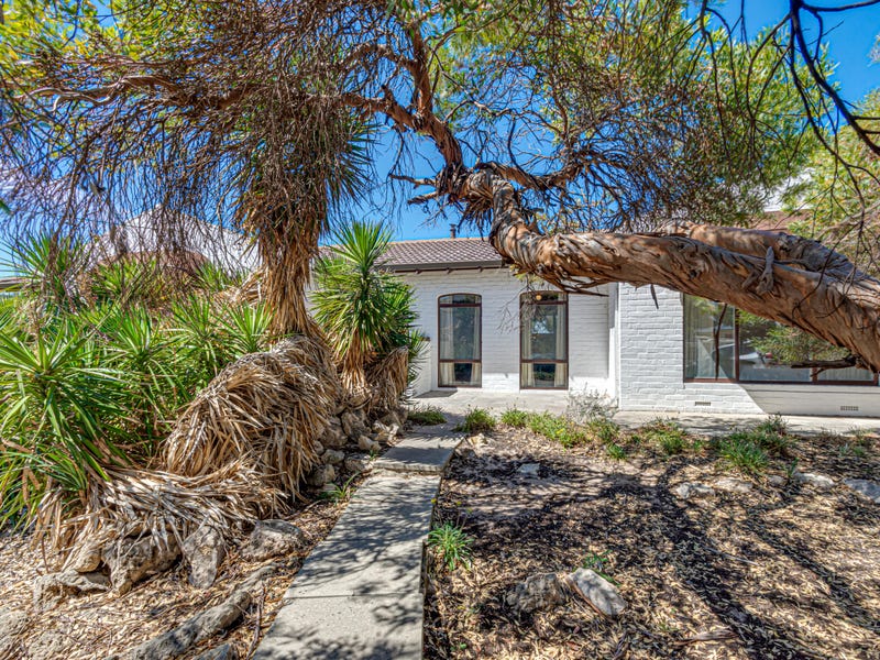 28 Compass Circle, Yanchep, WA 6035 Property Details