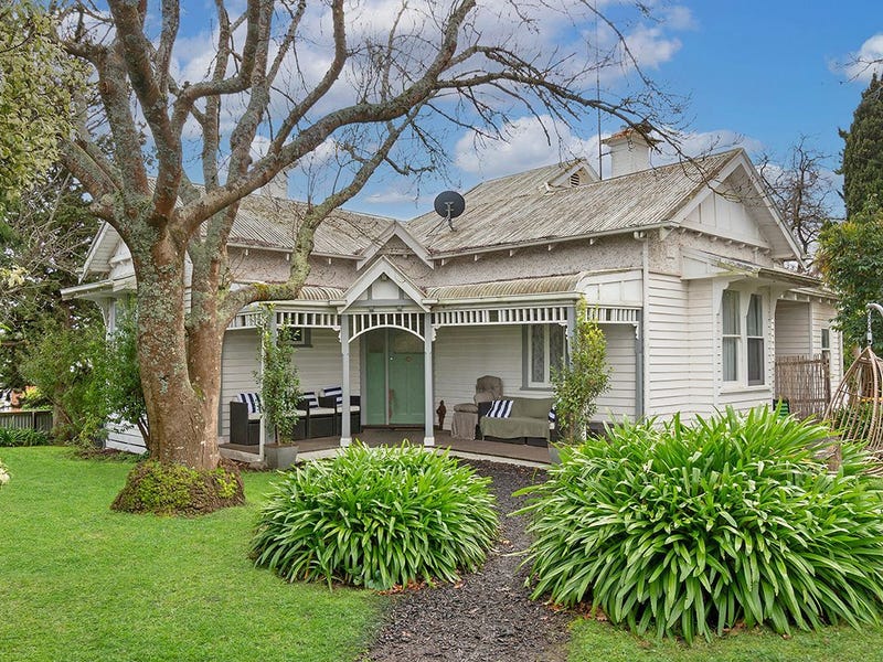 50 McIntyre Street, Hamilton, Vic 3300 House for Sale