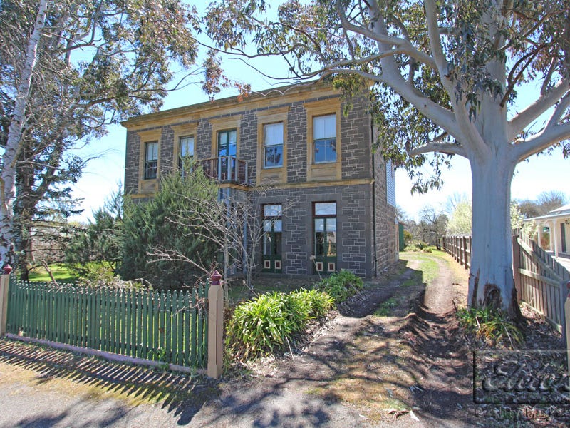 106 Piper Street, Vic 3444