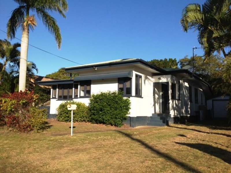 11 Ocean Street, Torquay, QLD 4655