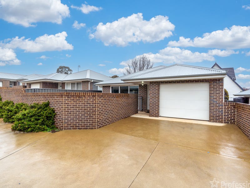 Townhouses for Sale in Belgravia, NSW 2800