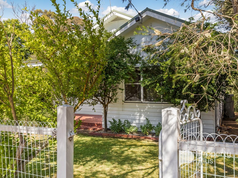 40 Peelers Road, Harcourt, Vic 3453 Property Details