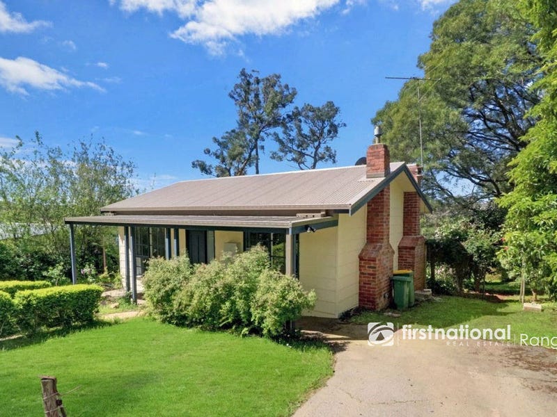 72 Moores Road, Monbulk, Vic 3793 - Property Details