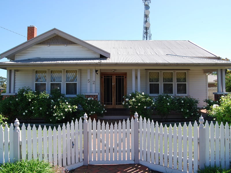 52 Mcculloch Street, Bairnsdale, VIC 3875