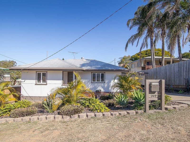 217 Blackstone Road, Silkstone, QLD 4304