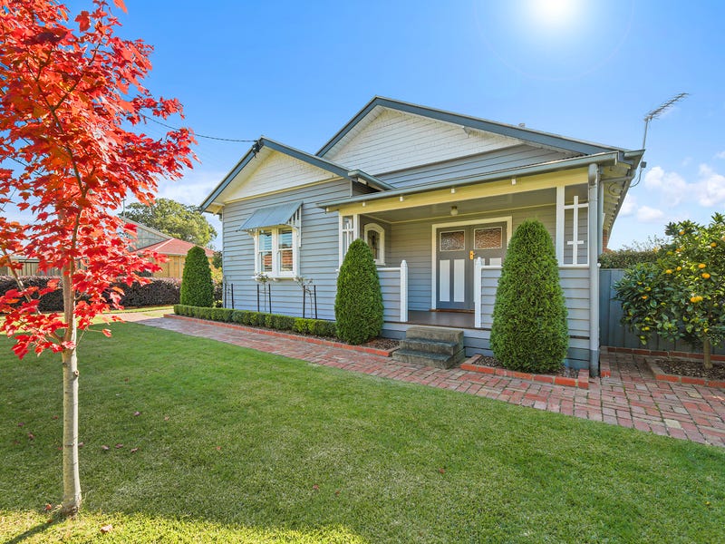 98 Grey Street, Traralgon, Vic 3844 House for Sale