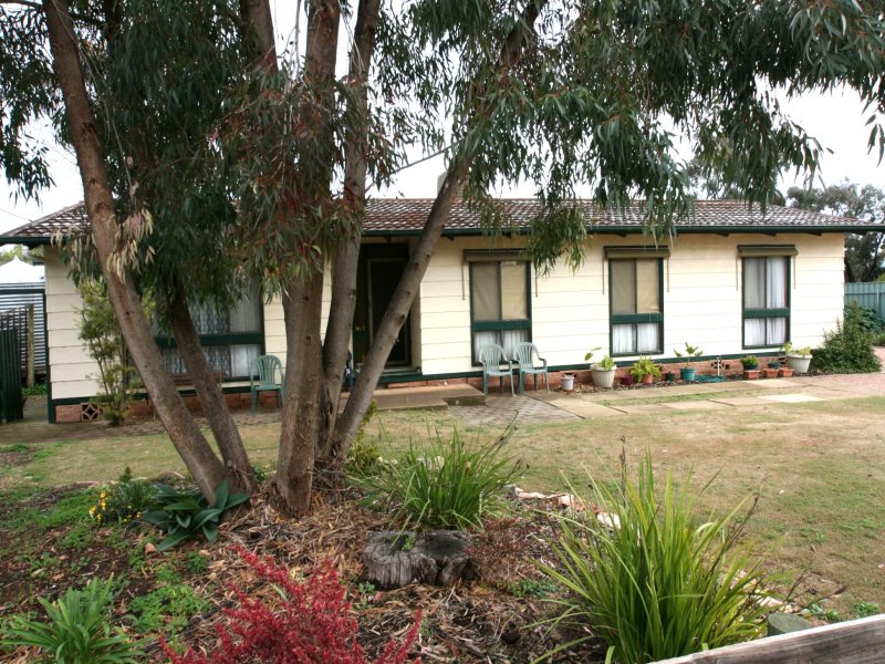 16 Drain Road, Kadina, SA 5554 Property Details