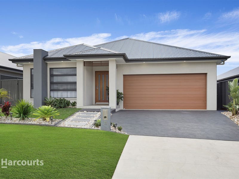 11 Meander Drive, Calderwood, NSW 2527