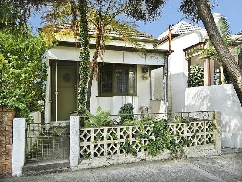 15 Windsor Road, Dulwich Hill, NSW 2203