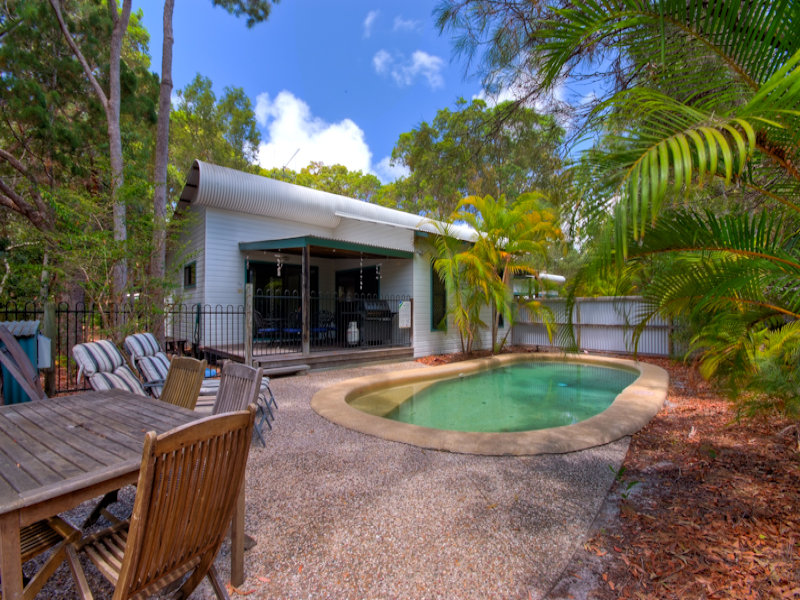 1 Naiad Court, Rainbow Beach, QLD 4581