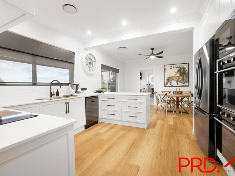 1 Bailey Avenue, Tamworth, NSW 2340 Property Details