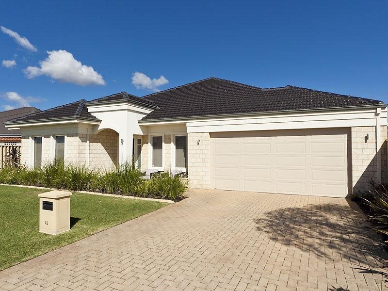42 Halcyon Way, Atwell, WA 6164 Property Details