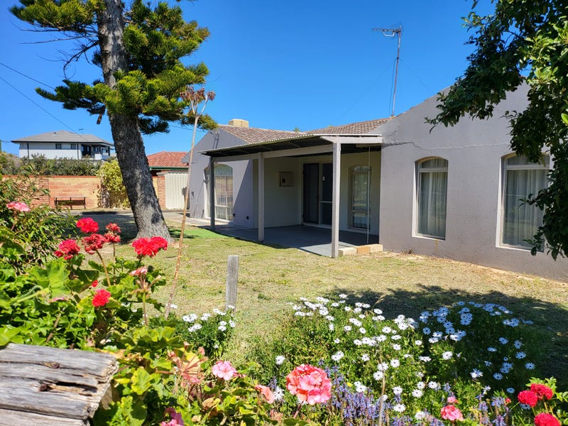 17 Compass Circle, Yanchep, WA 6035