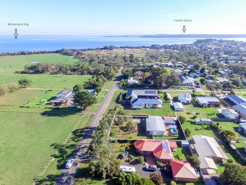 32 Cuthbert Street, Corinella, Vic 3984 Property Details