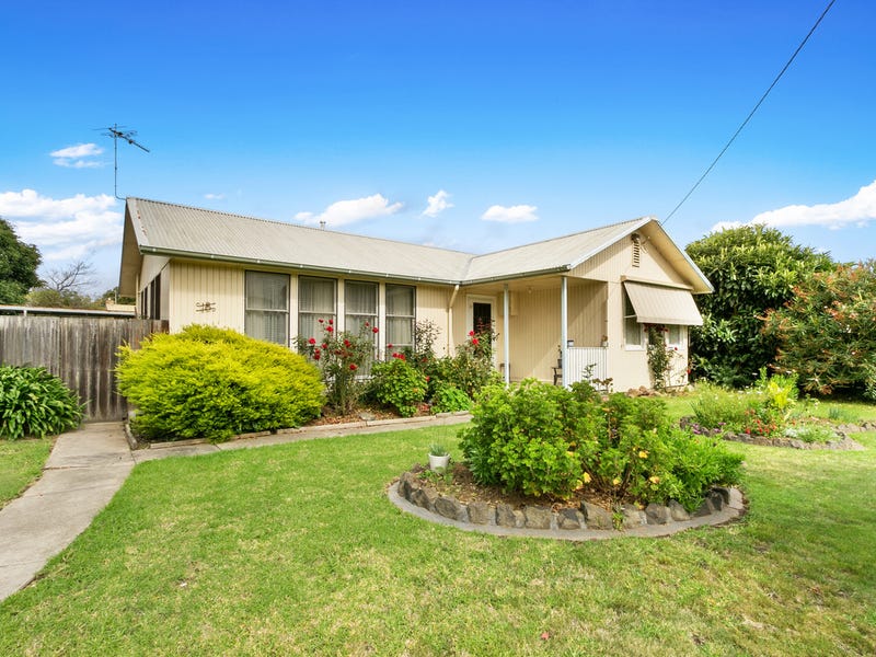 18 Stead Street, Sale, Vic 3850 Property Details