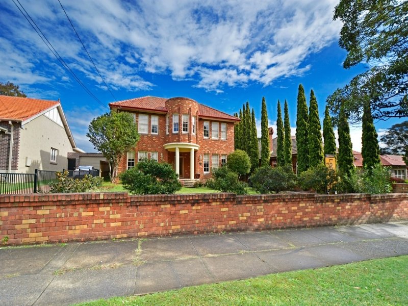 28 Cumming Avenue, Concord West, NSW 2138
