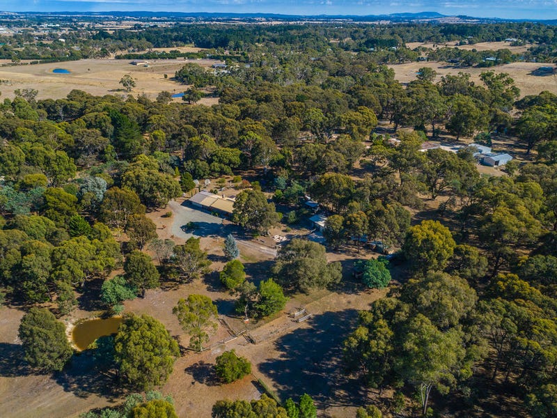 56 Deakin Court, Vic 3444 Property Details