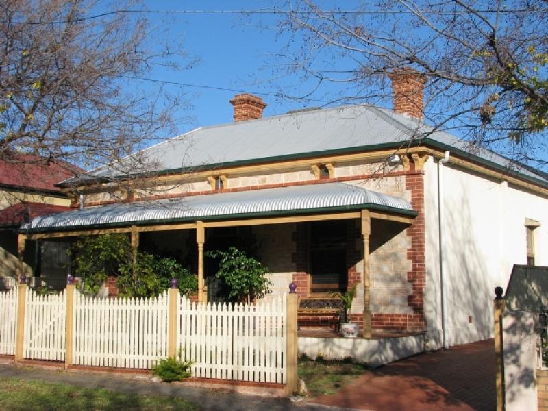 33 Myrtle Street, Prospect, SA 5082