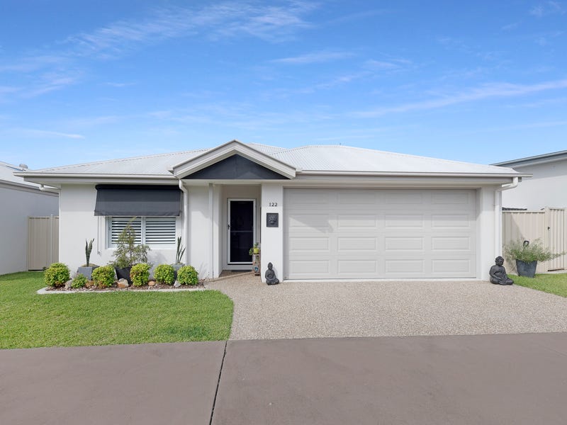 Palm Lake Resort Hervey Bay Retirement Living at 2567 PialbaBurrum