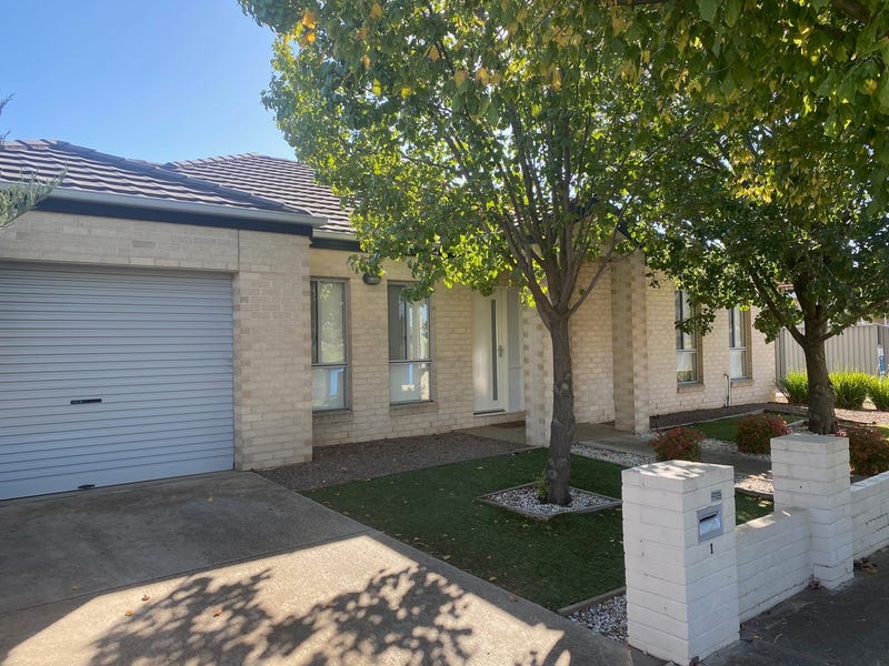 1&3/109 Sobraon Street, Shepparton, Vic 3630 Unit for Sale