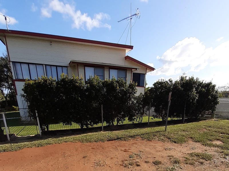 196 Lucas Street, Gracemere, QLD 4702