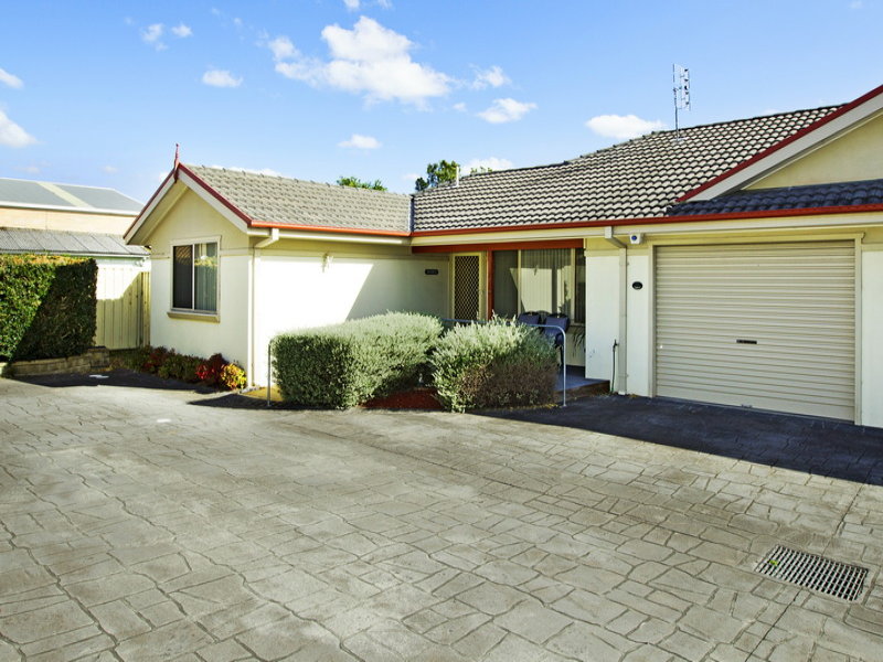 2/163 Kinghorne Street, Nowra, NSW 2541 Property Details