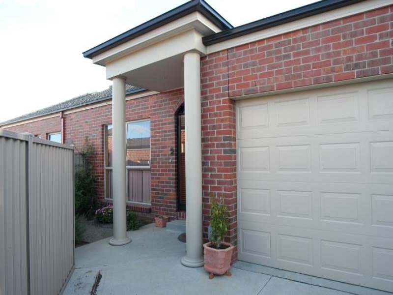 2/151 Bogong Avenue, Invermay Park, VIC 3350