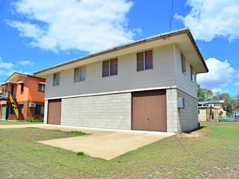 24 Manly Smith Drive, Walkers Point, Woodgate, Qld 4660 Property Details
